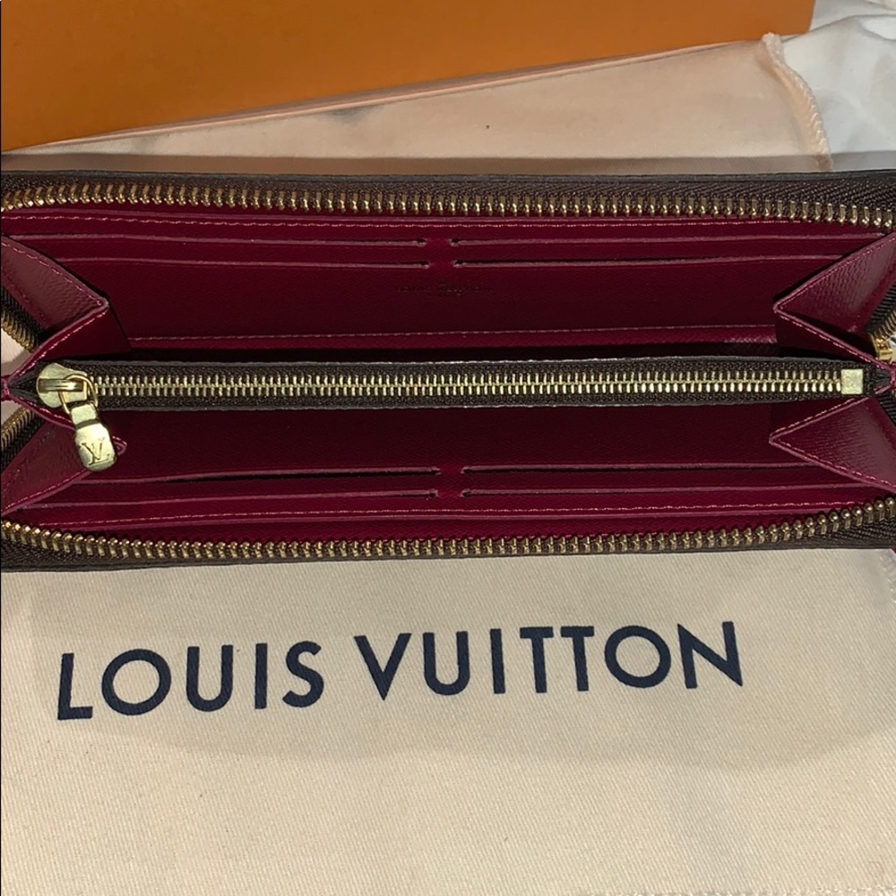 ❌SOLD❌ Louis Vuitton Clemence Wallet - Picture 6 of 12